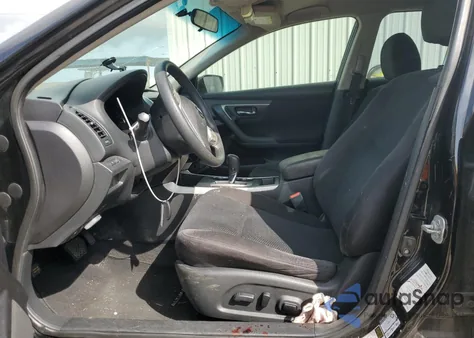 2015 Nissan Altima 2.5 из США, поврежденный, VIN 1N4AL3AP4FC192075